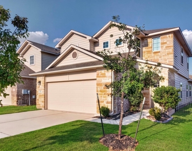 213 Yoakum St - Photo Thumbnail 2