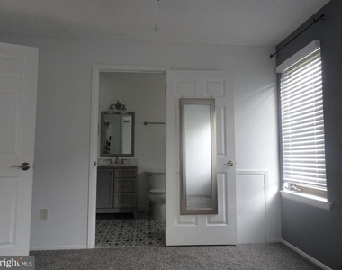 4217-a Aberdeen Drive - Photo Thumbnail 10