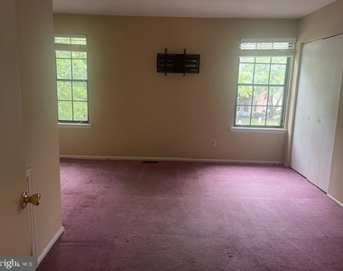 4521 Concord Place - Photo Thumbnail 4