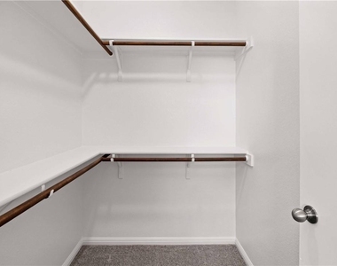 251 Pearl Way - Photo Thumbnail 18