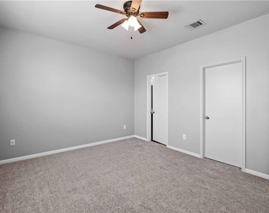 251 Pearl Way - Photo Thumbnail 15