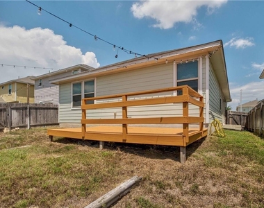 251 Pearl Way - Photo Thumbnail 25