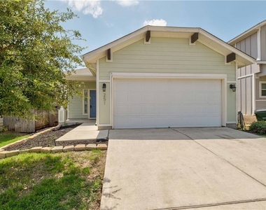 251 Pearl Way - Photo Thumbnail 2