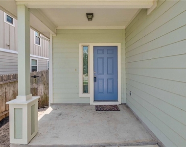 251 Pearl Way - Photo Thumbnail 3