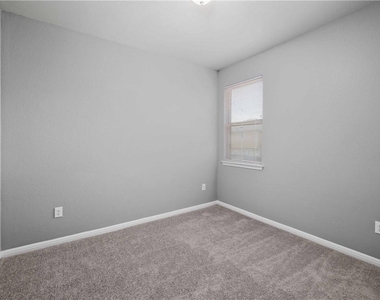 251 Pearl Way - Photo Thumbnail 20