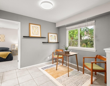 8914 Sparkling Creek Dr - Photo Thumbnail 12