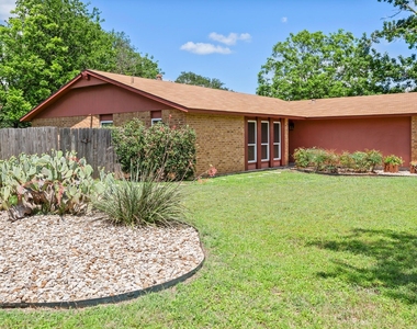 8914 Sparkling Creek Dr - Photo Thumbnail 26