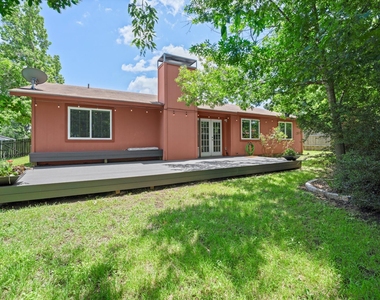 8914 Sparkling Creek Dr - Photo Thumbnail 24