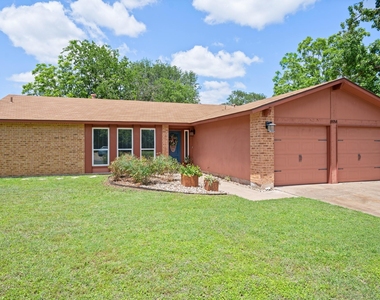 8914 Sparkling Creek Dr - Photo Thumbnail 27