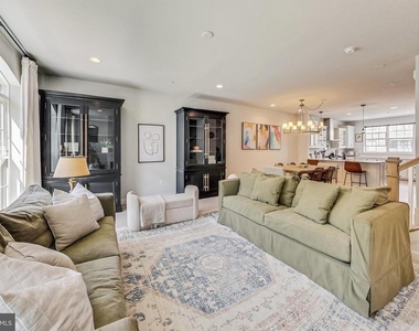 509 Triggerfish Drive - Photo Thumbnail 5