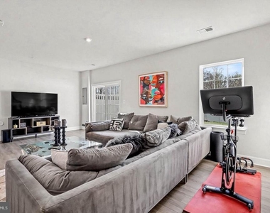10878 Foxtrot Circle - Photo Thumbnail 14