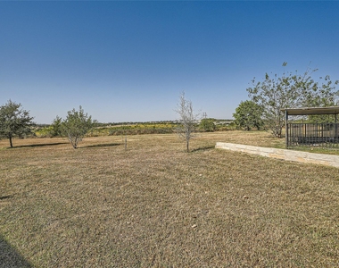 196 Tobias St - Photo Thumbnail 26