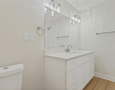 196 Tobias St - Photo Thumbnail 13