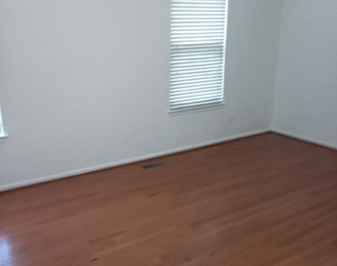 4805 Ashford Place - Photo Thumbnail 42
