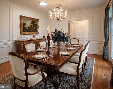 4805 Ashford Place - Photo Thumbnail 10