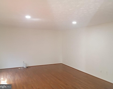 4805 Ashford Place - Photo Thumbnail 52