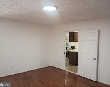 4805 Ashford Place - Photo Thumbnail 38