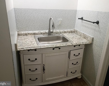 4805 Ashford Place - Photo Thumbnail 15