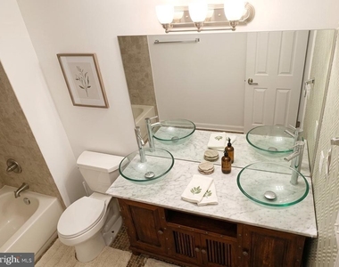 4805 Ashford Place - Photo Thumbnail 14