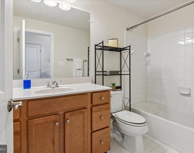6402 47th Street - Photo Thumbnail 17