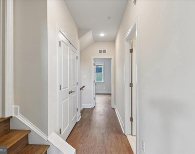 6402 47th Street - Photo Thumbnail 18