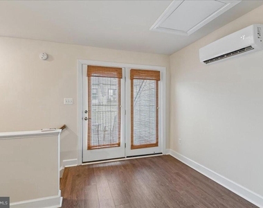 6402 47th Street - Photo Thumbnail 19