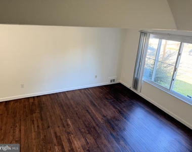 3539 Madison Place - Photo Thumbnail 9