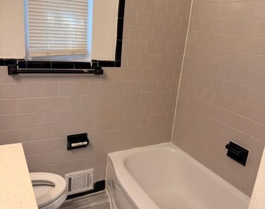 3539 Madison Place - Photo Thumbnail 11