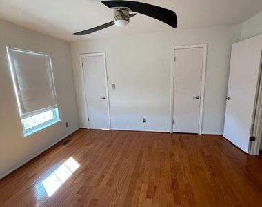 5235 Hil Mar Drive - Photo Thumbnail 24
