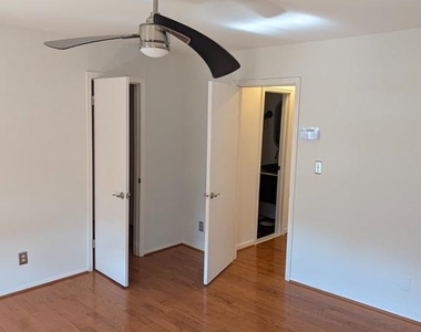 5235 Hil Mar Drive - Photo Thumbnail 25