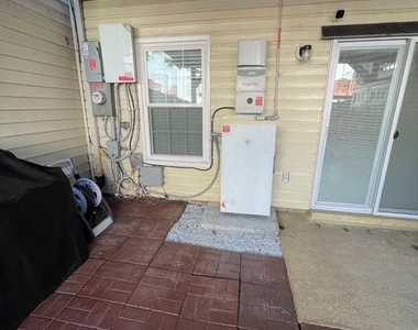 5235 Hil Mar Drive - Photo Thumbnail 44