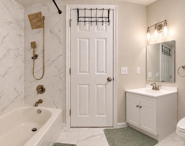 882 College Parkway - Photo Thumbnail 16