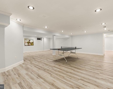 9414 Wadsworth Drive - Photo Thumbnail 48