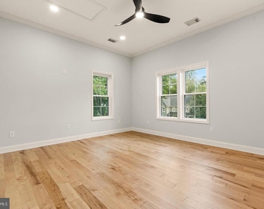 9414 Wadsworth Drive - Photo Thumbnail 36