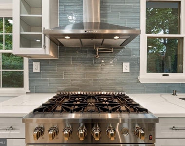 9414 Wadsworth Drive - Photo Thumbnail 18
