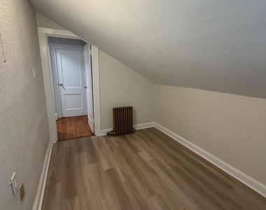 7908 Flower Avenue - Photo Thumbnail 40