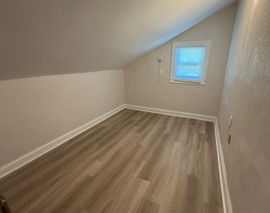 7908 Flower Avenue - Photo Thumbnail 36