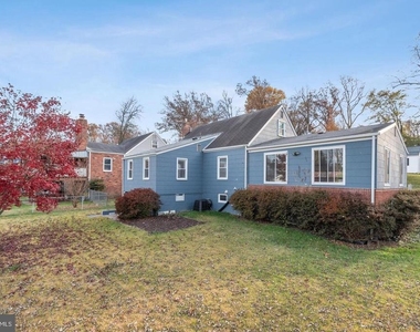 11807 College View Drive - Photo Thumbnail 23