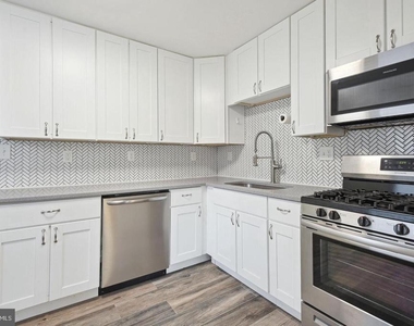 11807 College View Drive - Photo Thumbnail 8