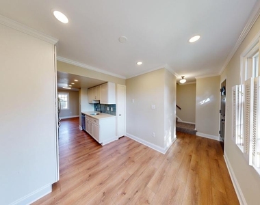 8 Big Acre Square - Photo Thumbnail 6