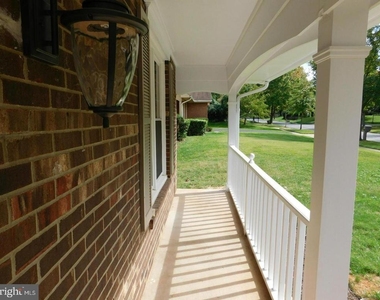 1725 Glastonberry Road - Photo Thumbnail 1