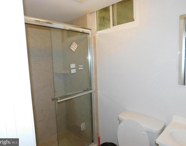 1725 Glastonberry Road - Photo Thumbnail 27