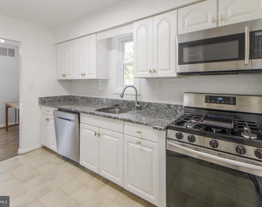 1100 Gilbert Road - Photo Thumbnail 7