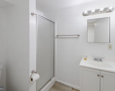 1100 Gilbert Road - Photo Thumbnail 32