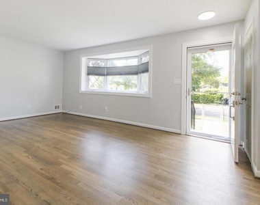 1100 Gilbert Road - Photo Thumbnail 3