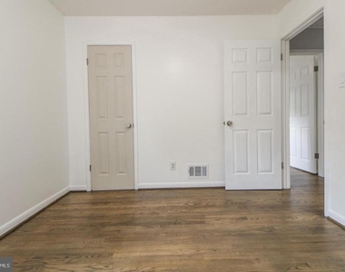 1100 Gilbert Road - Photo Thumbnail 19