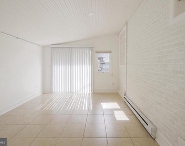 1100 Gilbert Road - Photo Thumbnail 14