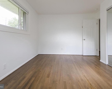 1100 Gilbert Road - Photo Thumbnail 16