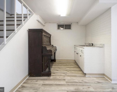 1100 Gilbert Road - Photo Thumbnail 25