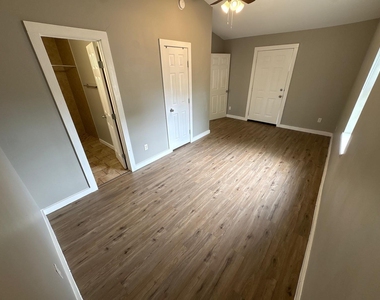 6703 Galindo St - Photo Thumbnail 17